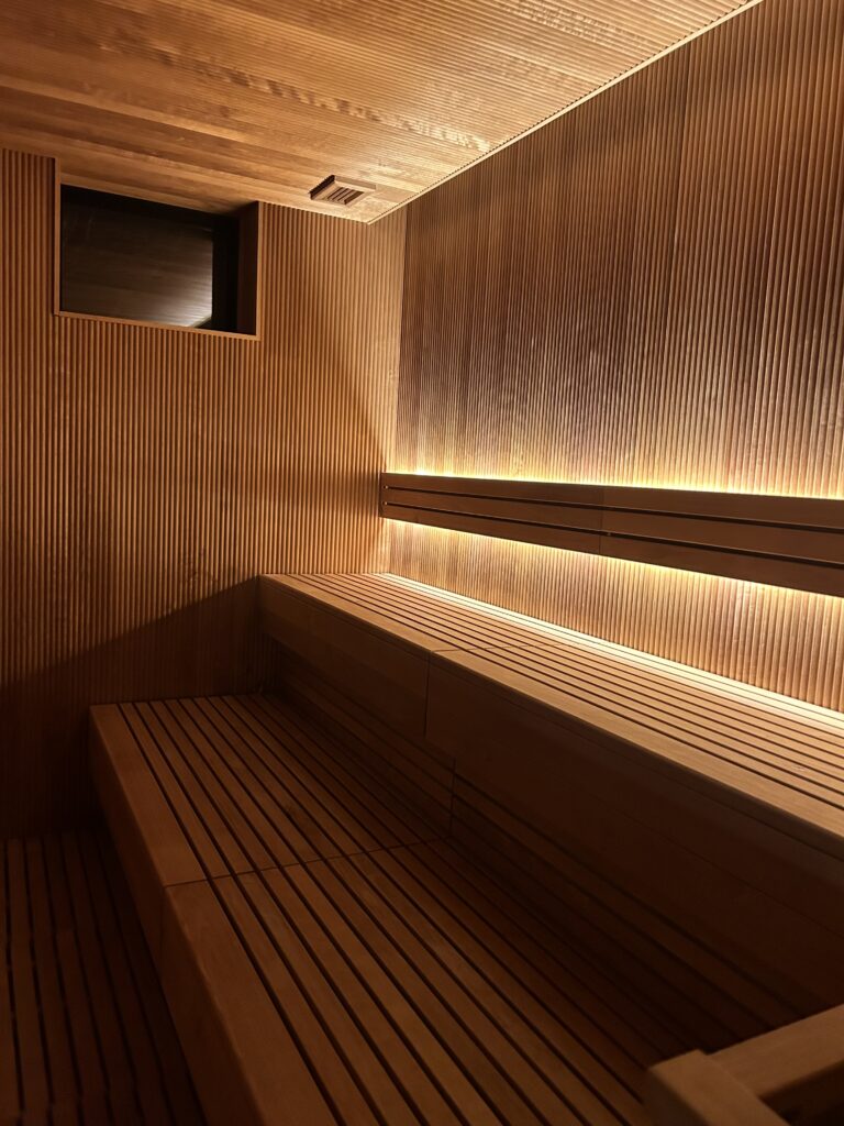 高原のドライサウナ