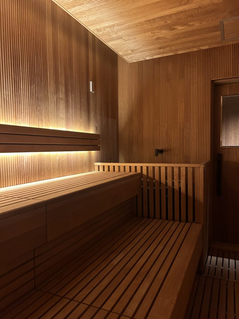 高原のドライサウナ