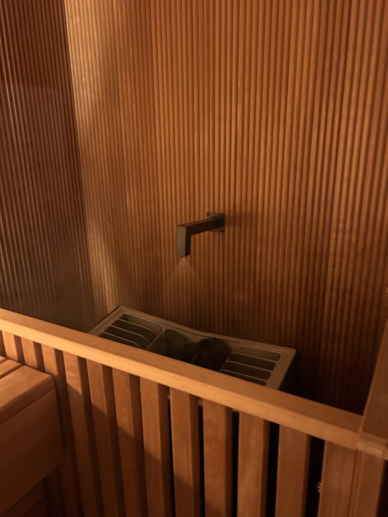 高原のドライサウナ